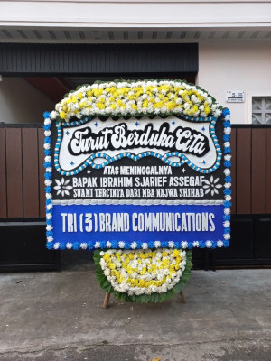 Papan Bunga Duka di Kasembon